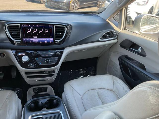 2021 Chrysler Pacifica Touring L