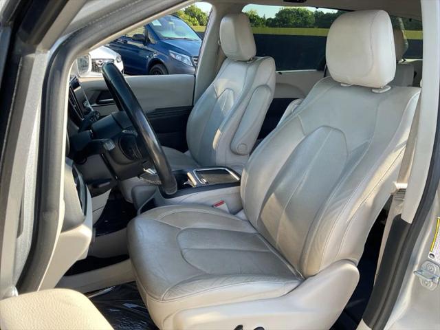 2021 Chrysler Pacifica Touring L