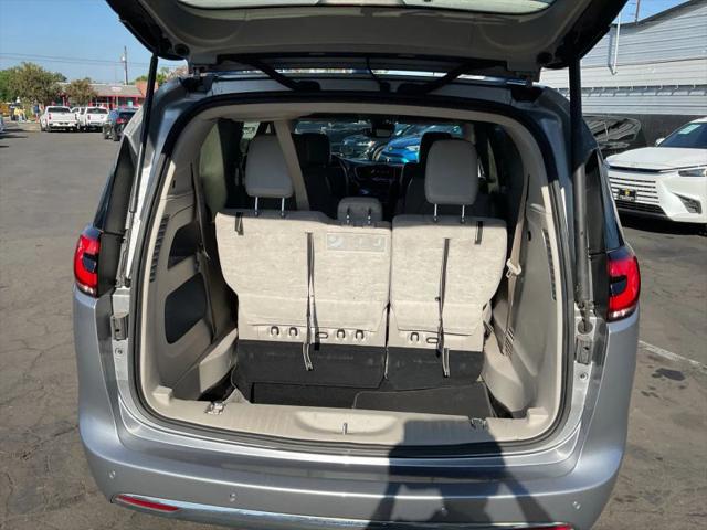 2021 Chrysler Pacifica Touring L
