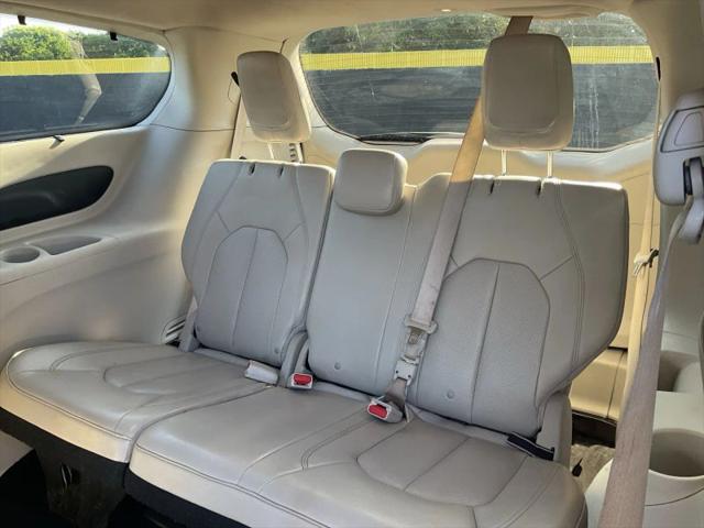 2021 Chrysler Pacifica Touring L