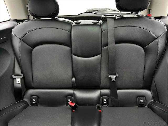 2015 MINI Hardtop Cooper