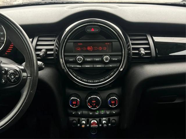 2015 MINI Hardtop Cooper