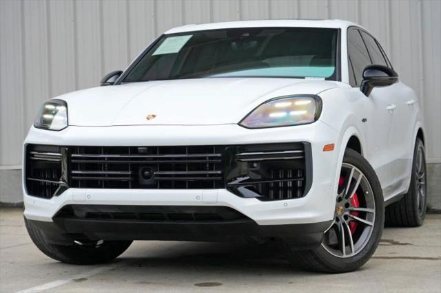 2024 Porsche Cayenne E-Hybrid Turbo