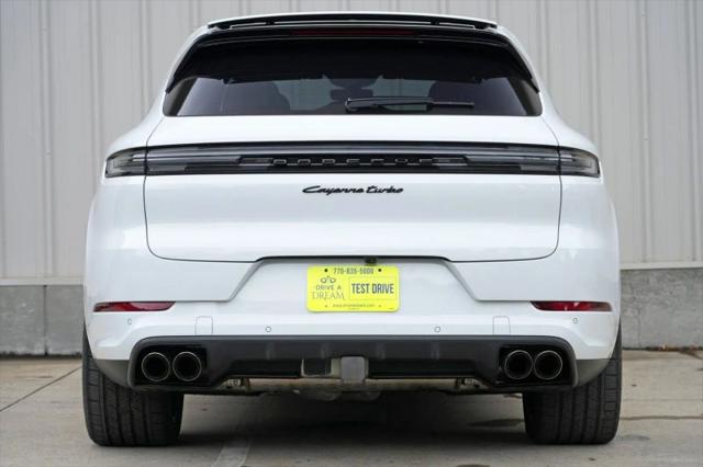 2024 Porsche Cayenne E-Hybrid Turbo