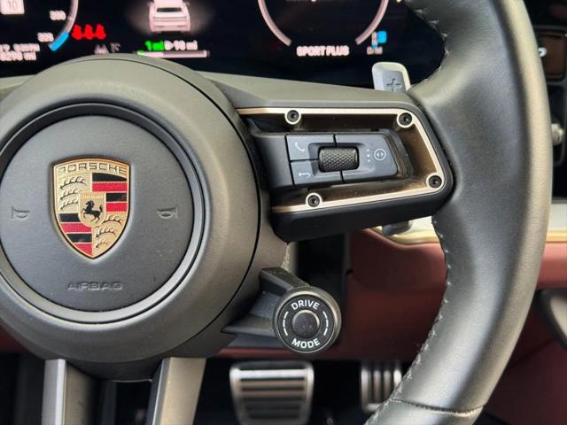 2024 Porsche Cayenne E-Hybrid Turbo