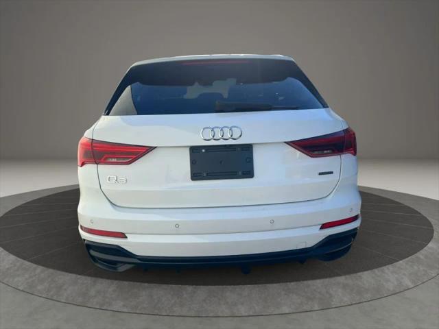 2020 Audi Q3 Premium Plus 45 TFSI S line quattro Tiptronic