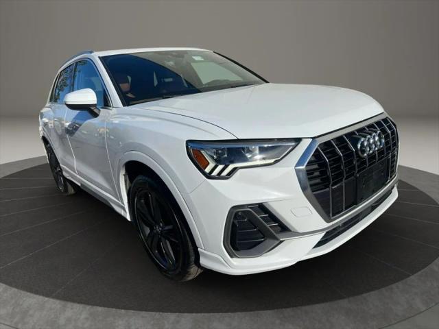 2020 Audi Q3 Premium Plus 45 TFSI S line quattro Tiptronic