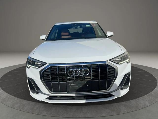 2020 Audi Q3 Premium Plus 45 TFSI S line quattro Tiptronic