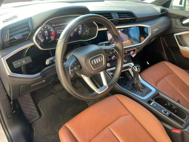 2020 Audi Q3 Premium Plus 45 TFSI S line quattro Tiptronic