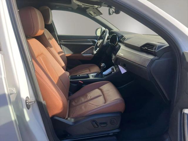 2020 Audi Q3 Premium Plus 45 TFSI S line quattro Tiptronic