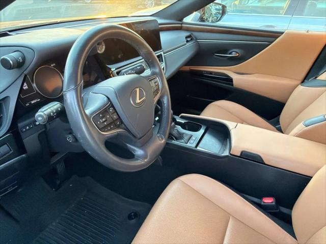 2023 Lexus ES 300h ES 300h