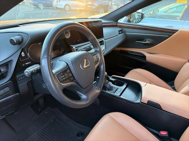 2023 Lexus ES 300h ES 300h