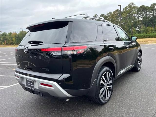 2025 Nissan Pathfinder Platinum 4WD