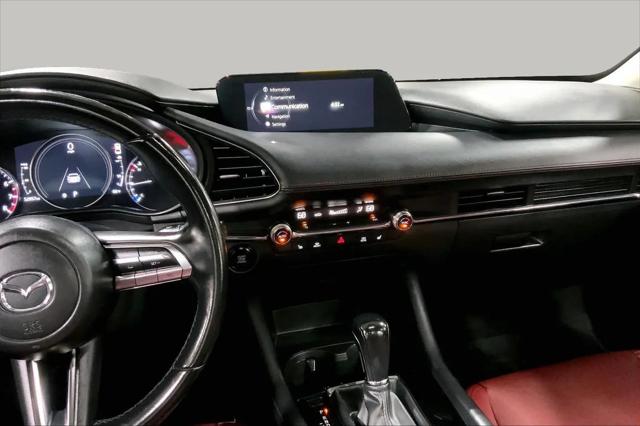 2022 Mazda Mazda3 Carbon Edition