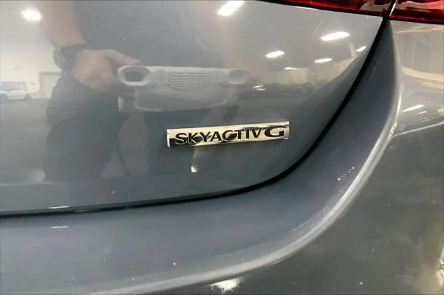 2022 Mazda Mazda3 Carbon Edition