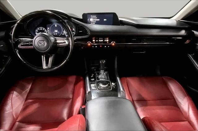 2022 Mazda Mazda3 Carbon Edition