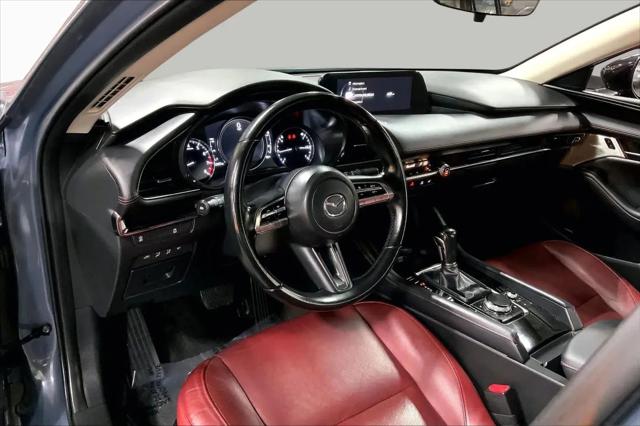 2022 Mazda Mazda3 Carbon Edition