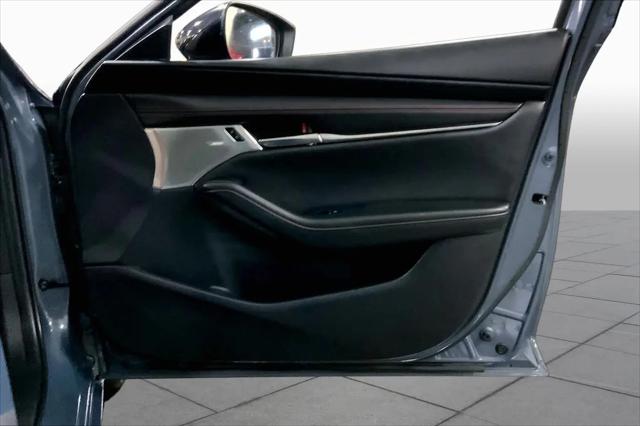 2022 Mazda Mazda3 Carbon Edition