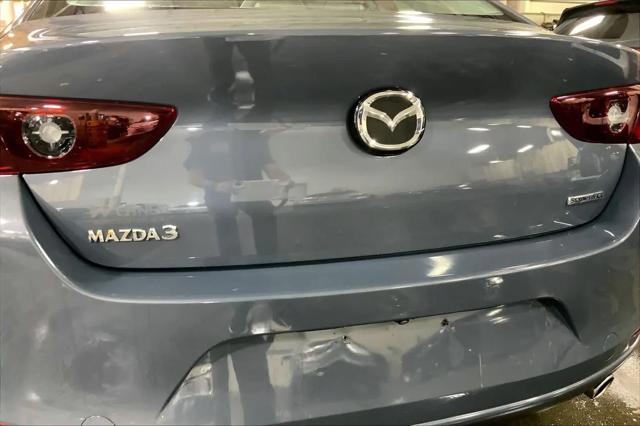2022 Mazda Mazda3 Carbon Edition