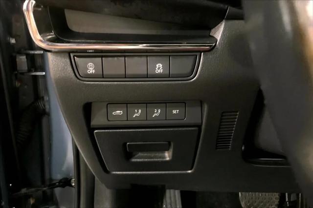 2022 Mazda Mazda3 Carbon Edition