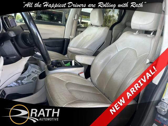 2021 Chrysler Pacifica Touring L