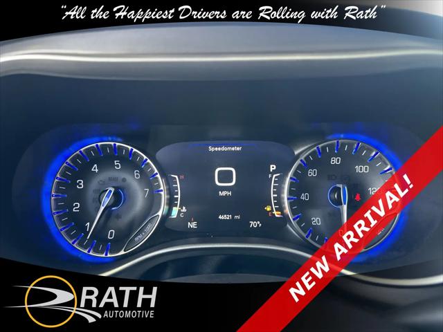 2021 Chrysler Pacifica Touring L
