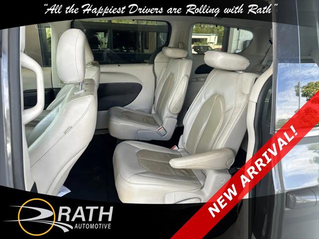 2021 Chrysler Pacifica Touring L