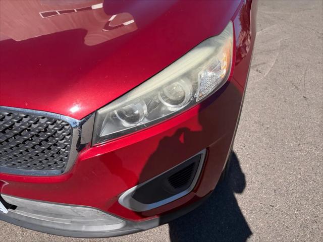 2016 Kia Sorento 3.3L LX