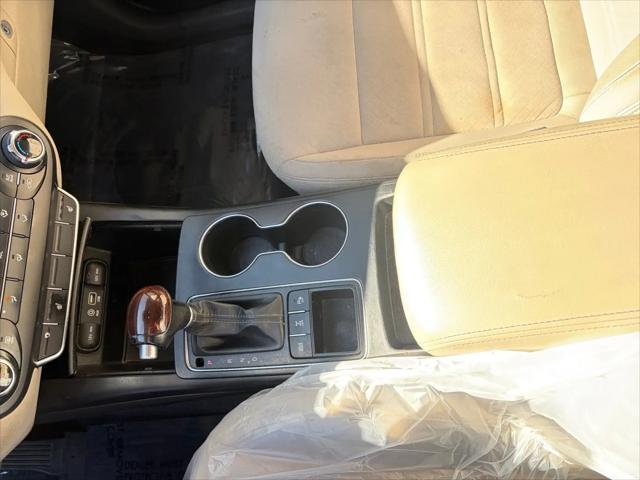 2016 Kia Sorento 3.3L LX