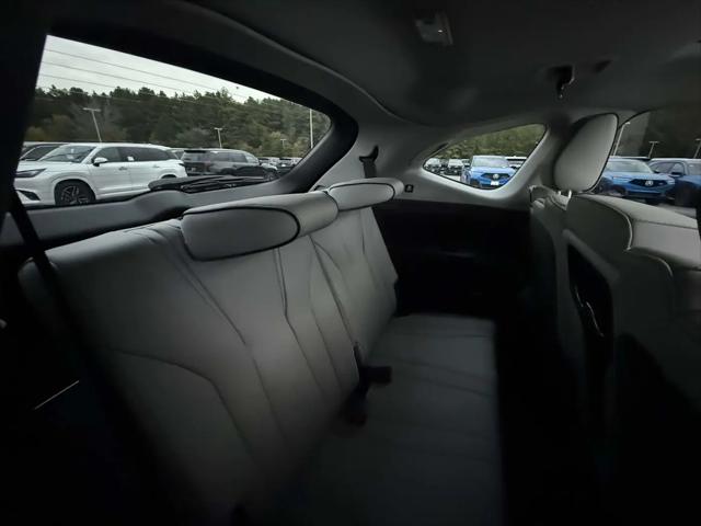 2025 Acura MDX Advance Package