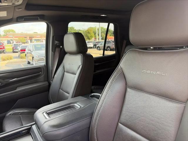 2021 GMC Yukon 4WD Denali