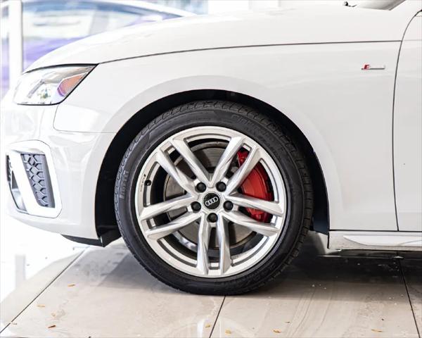 2022 Audi A4 Premium Plus 45 TFSI S line quattro S tronic