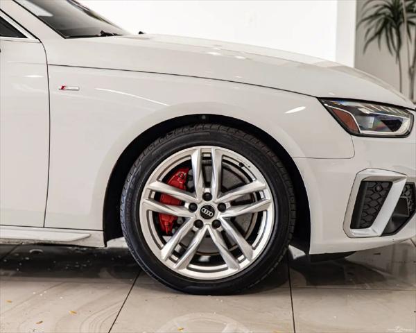 2022 Audi A4 Premium Plus 45 TFSI S line quattro S tronic