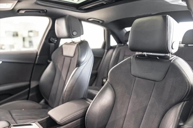 2022 Audi A4 Premium Plus 45 TFSI S line quattro S tronic