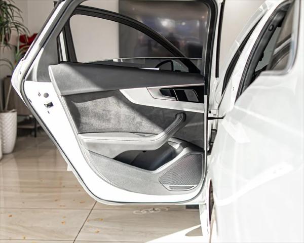 2022 Audi A4 Premium Plus 45 TFSI S line quattro S tronic