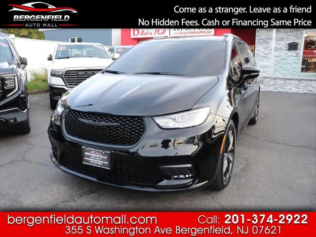 2025 Chrysler Pacifica Limited for sale in Bergenfield, NJ