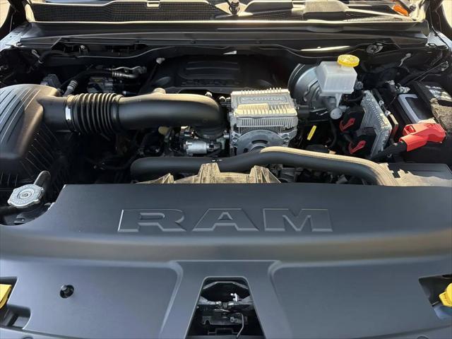 2022 Ram 1500 Laramie Crew Cab 4x4 57 Box