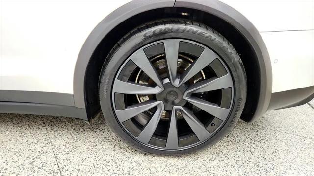 2023 Tesla Model X Standard Range