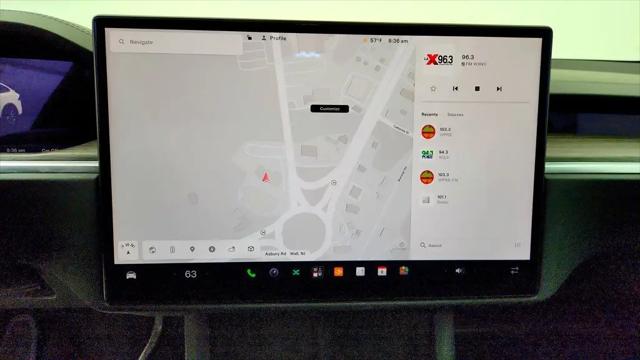 2023 Tesla Model X Standard Range