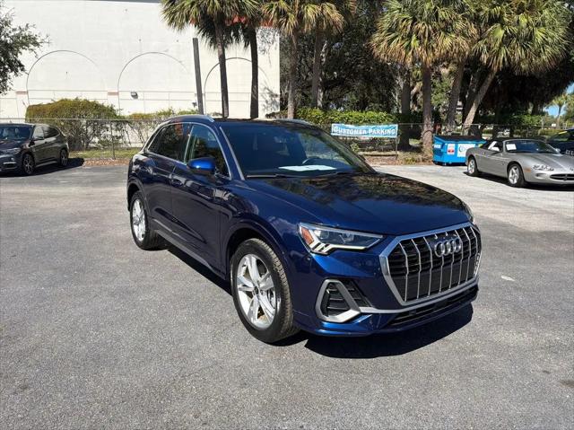 2024 Audi Q3 Premium 45 TFSI S line quattro Tiptronic
