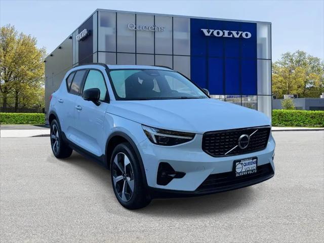 2026 Volvo XC40 Plus, B5 AWD Gas mild hybrid, Dark for sale in Queens, NY