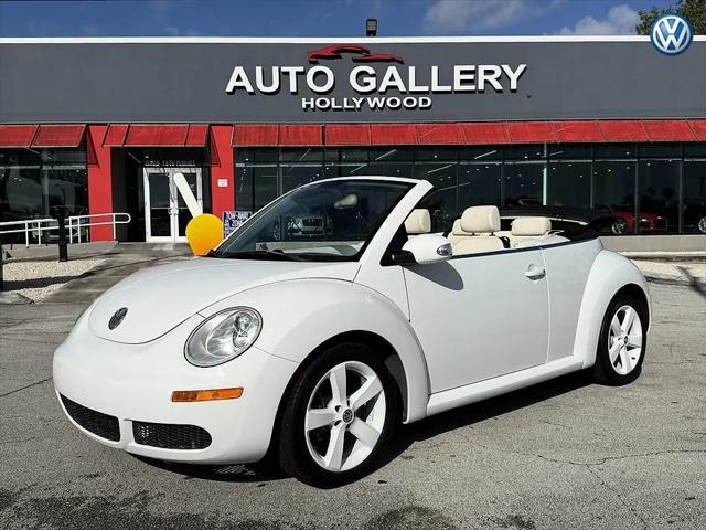 2007 Volkswagen New Beetle Triple White for sale in Hollywood, FL