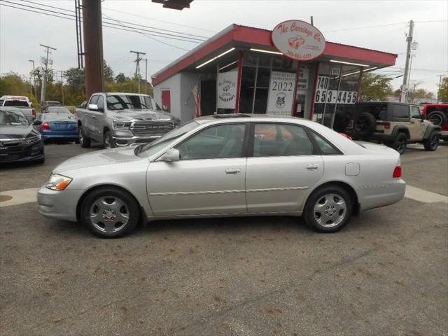 2003 Toyota Avalon XLS for sale in Lancaster, OH