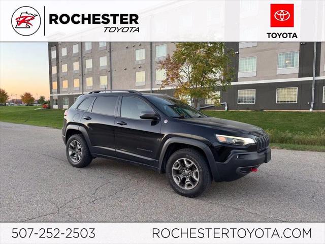 2019 Jeep Cherokee Trailhawk 4x4 for sale in Rochester, MN
