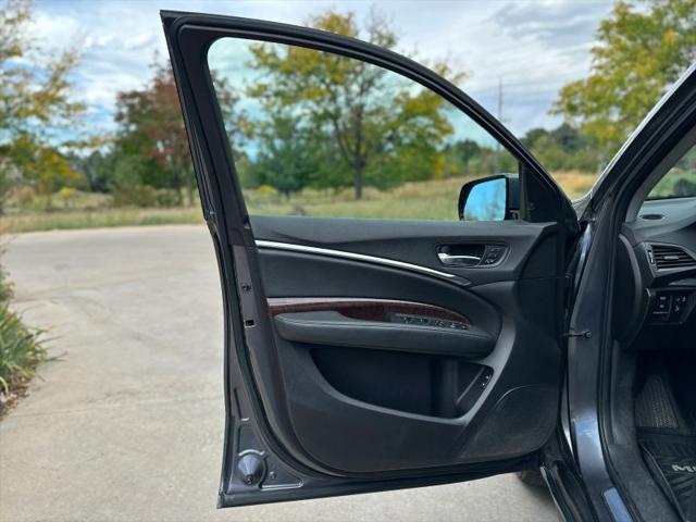2017 Acura MDX w/Technology Package