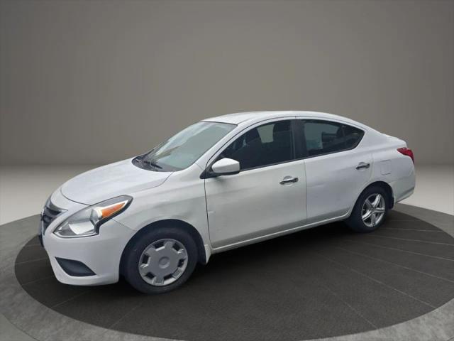 2016 Nissan Versa 1.6 SV