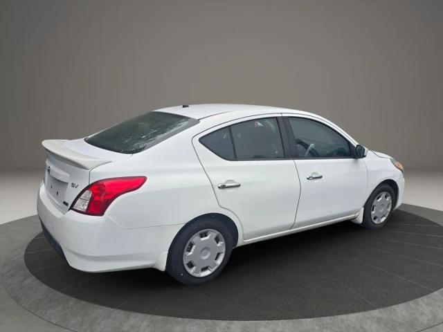 2016 Nissan Versa 1.6 SV