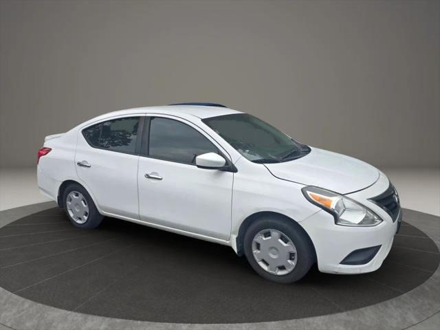 2016 Nissan Versa 1.6 SV