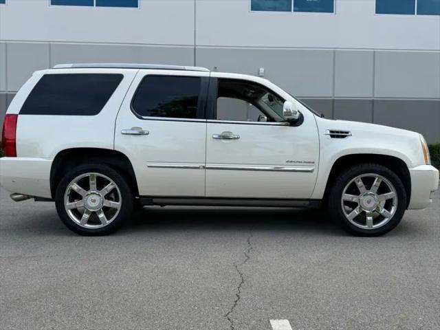 2012 Cadillac Escalade Luxury