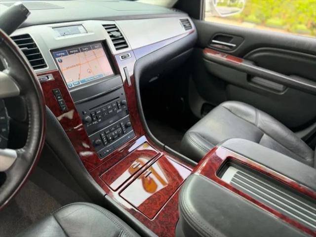 2012 Cadillac Escalade Luxury